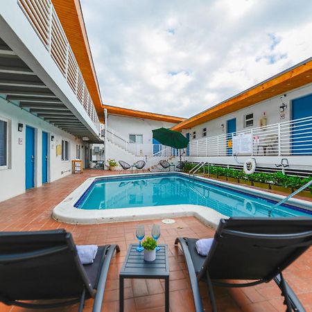 شقة Ocean View Balcony With Pool & Parking -M42 هوليوود المظهر الخارجي الصورة